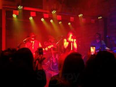 The Lord Black Irish Pub