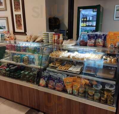 Esfihas Dozza São Francisco