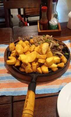 Giramundo Drinks + Food Tambaú