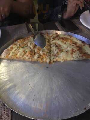 Restaurante E Pizzaria Delira