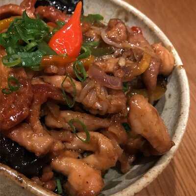 Thai Cozinha Contemporânea E Japonesa