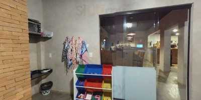 Woodpecker Pizza & Beer