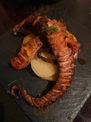 Sevillano Bistrô E Tapas