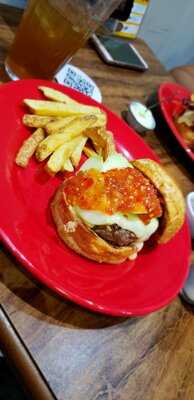 Dini's Burger