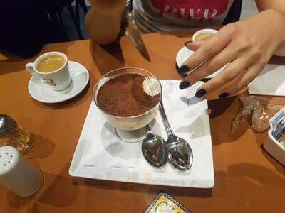 Charme Restaurante E Pizzaria