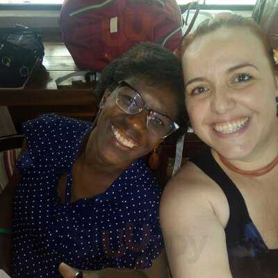 Charme Restaurante E Pizzaria