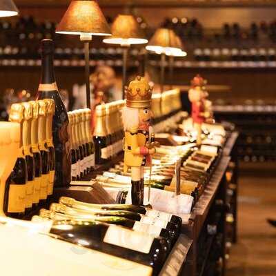 Adega Dom Maximiliano