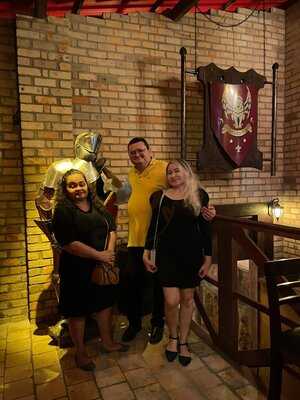 Taverna Pub Medieval Bar & Avalon