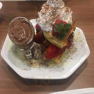 Sorelle Santavenere - Waffle House