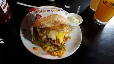 Sanduicheria Komiketo