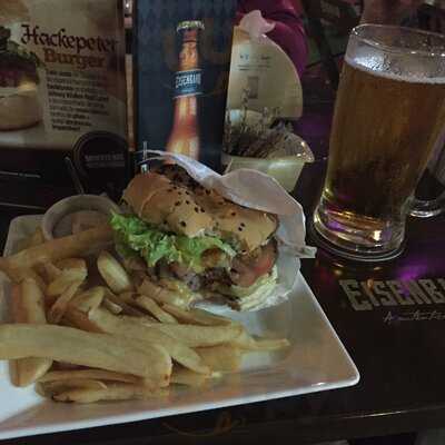 Quintal - Burger & Beer