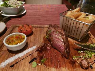 Canvas Bar & Restaurante