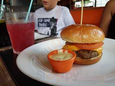 Container Burger Food & Beer