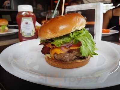 Container Burger Food & Beer