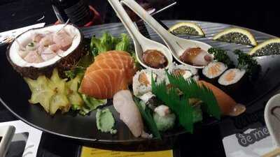 Kando Temaki & Sushi