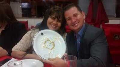 Dubai Esfihas E Pizzas