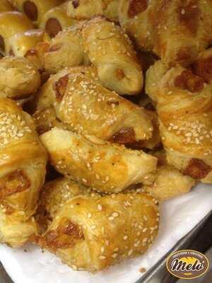 Padaria E Confeitaria Melo