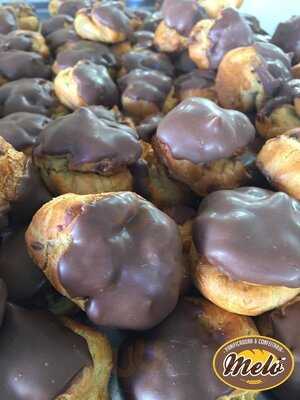 Padaria E Confeitaria Melo