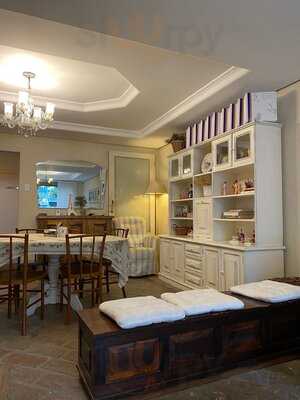 Alban Rossollin Cafe E Boulangerie