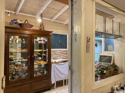 Alban Rossollin Cafe E Boulangerie