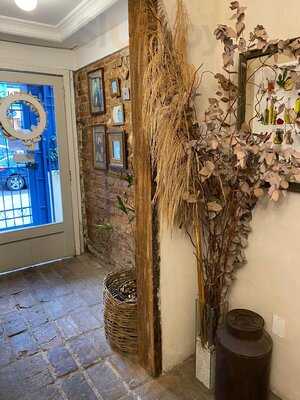 Alban Rossollin Cafe E Boulangerie