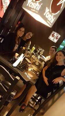 Yoshi Sushi Bar Bnu