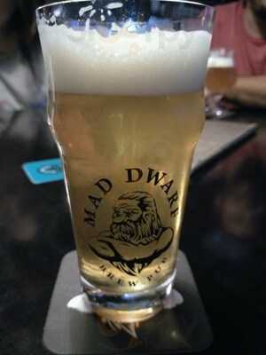 Mad Dwarf - Pub