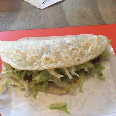 Taquería La Sabrosa