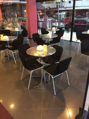 Brunella Confeitaria Santos