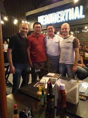 Neanderthal Gastronomia