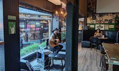 Sheridan's Irish Pub