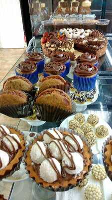 Dela Dele Confeitaria