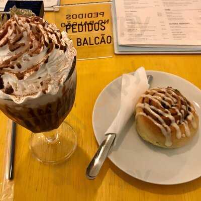 Abstrato Café & Bar