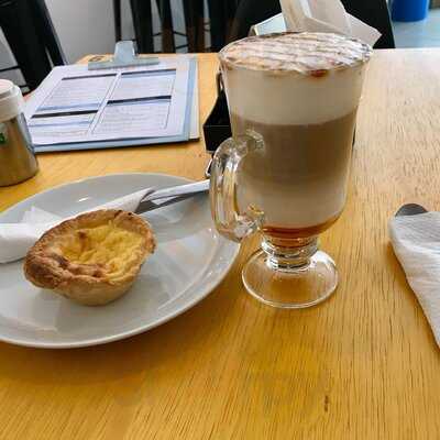 Abstrato Café & Bar