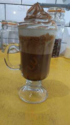 Abstrato Café & Bar