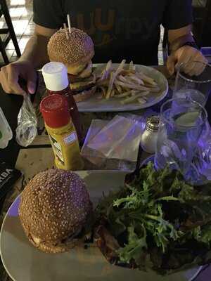 O Barba Hamburgueria