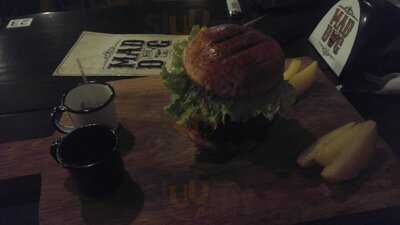 Mad Dog Cafe