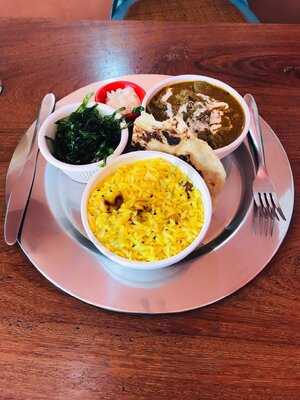 Tuk-tuk Comida Indiana E Tailandesa