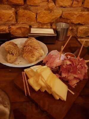 Juramento 202 Cervejaria Viela