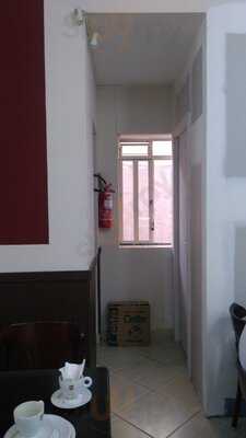 Confeitaria Quero Mais & Café