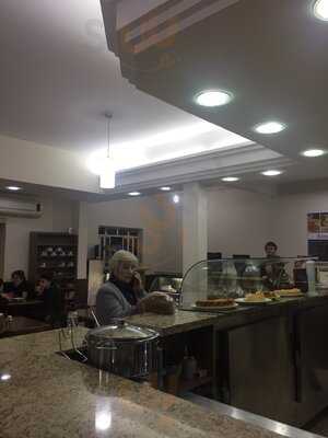 Confeitaria Quero Mais & Café