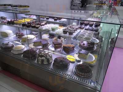 Rotisseria E Doceria Bonequinha