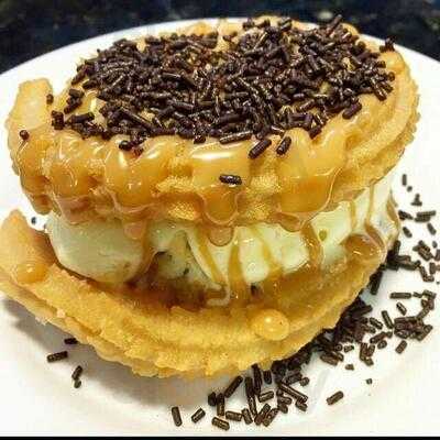 Edson E Emilia - Pastéis E Salgados - Vila Bastos