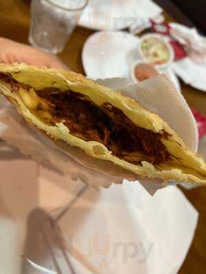 Edson E Emilia - Pastéis E Salgados - Vila Bastos