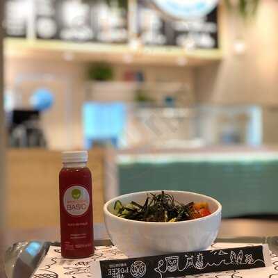 The Pokee Hawaiian Food