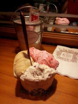 Bacio Di Latte - Diamond Mall, Bh