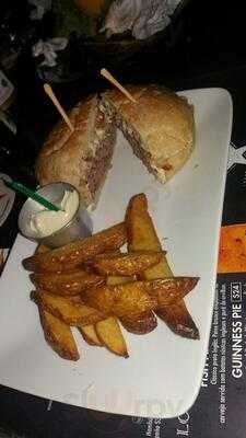 The Crown English Pub