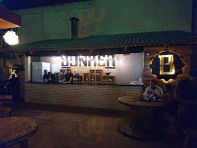Bunker Burger E Beer