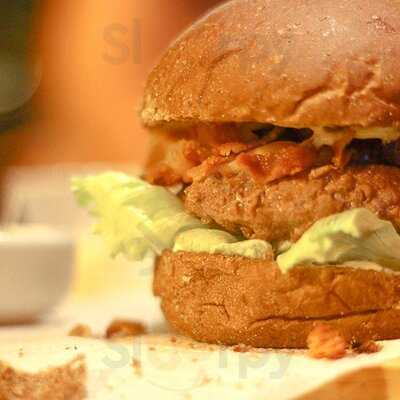 Bunker Burger E Beer