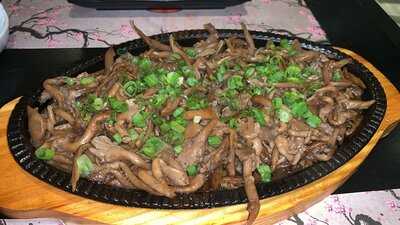 Seu Miyagi Sushi Lounge